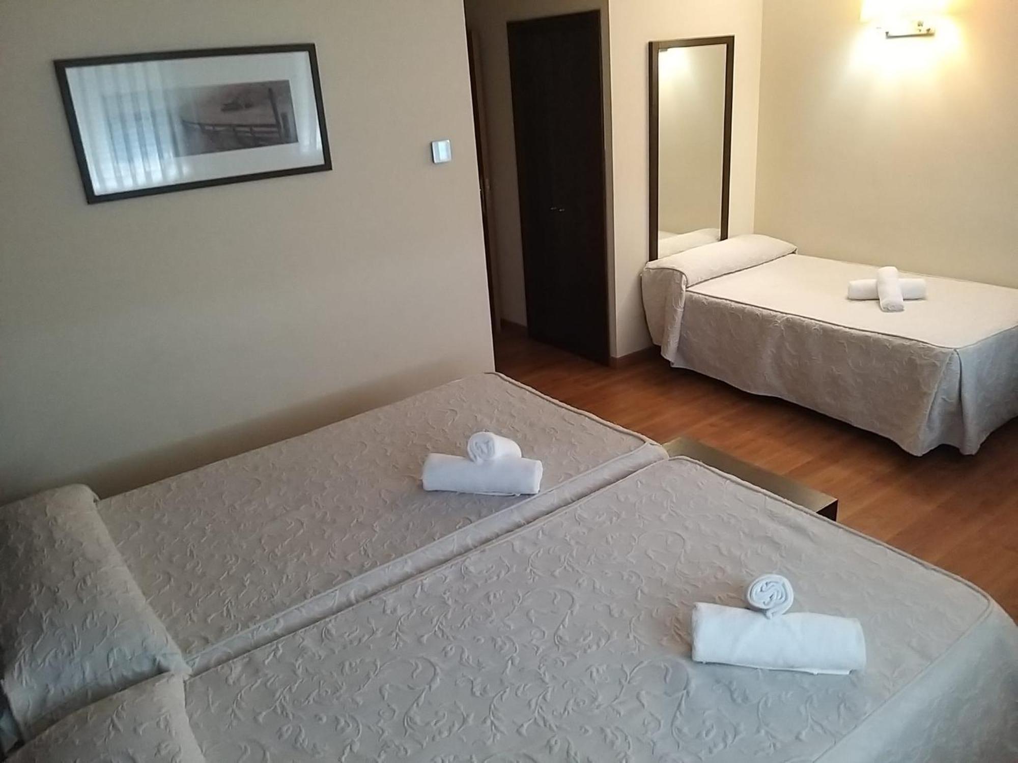 Hotel Condes De Lemos Espana Монфорте-де-Лемос Экстерьер фото